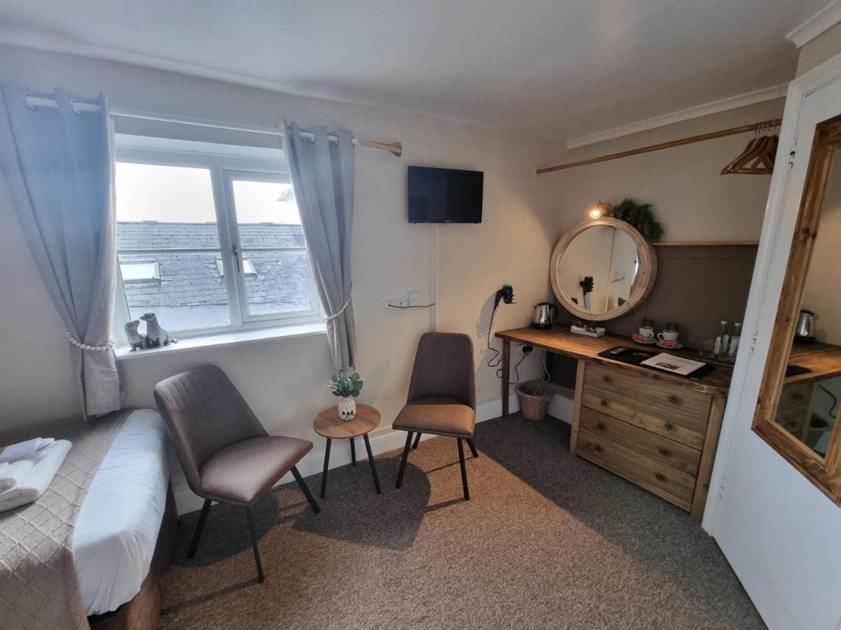 Creates Bed & Breakfast Monmouth Bagian luar foto