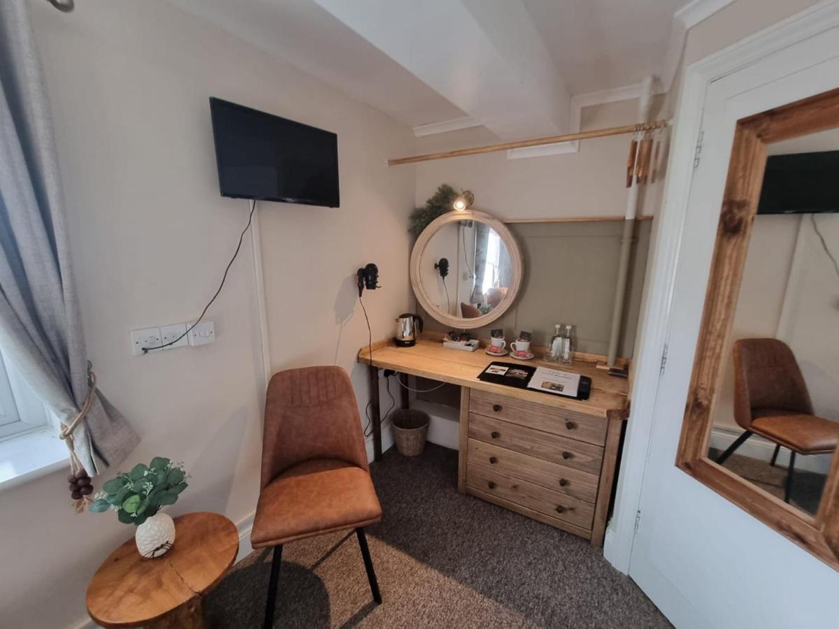 Creates Bed & Breakfast Monmouth Bagian luar foto